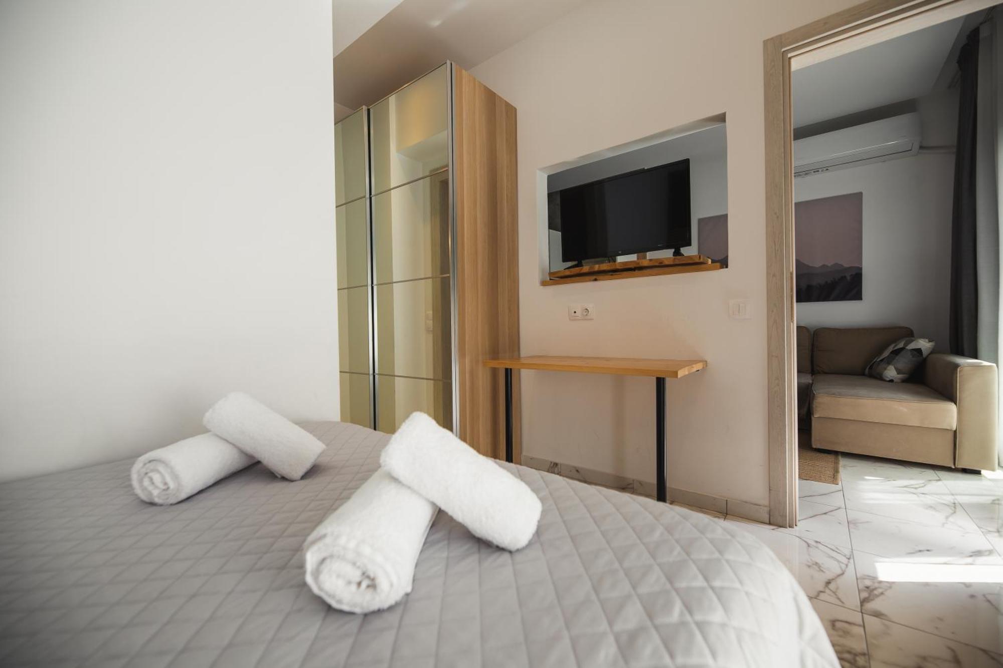 Luxury Apartment In The Center Of Ioannina City Экстерьер фото